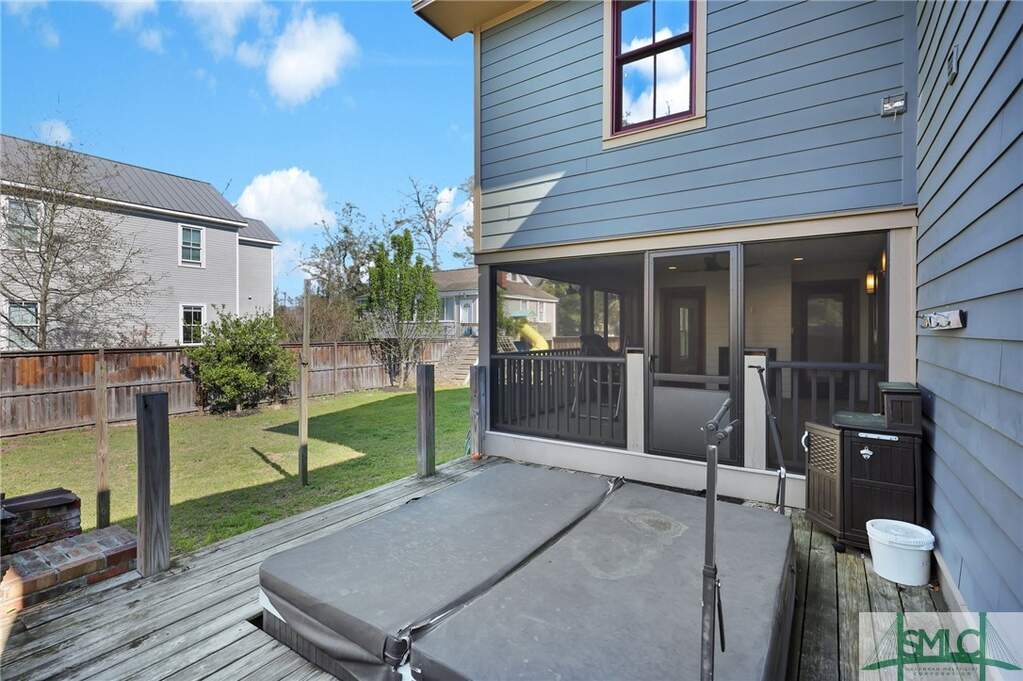 5 Bedroom Single Family Home/House's Image 5