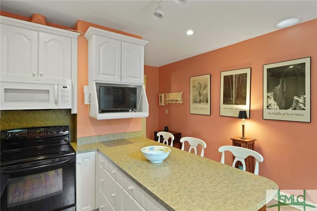 2 Bedroom Single Family Home/House's Image 13