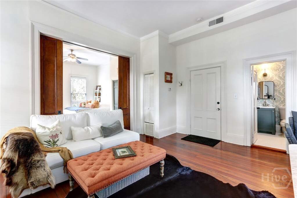 1 Bedroom Apartment/Flat's Image 7