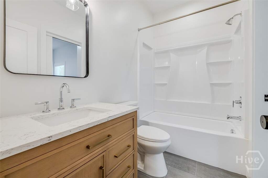 6 Bedroom Multi Unit's Image 30