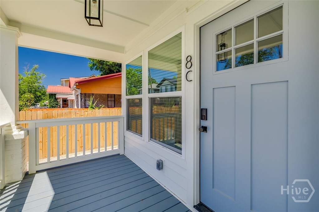 6 Bedroom Multi Unit's Image 39