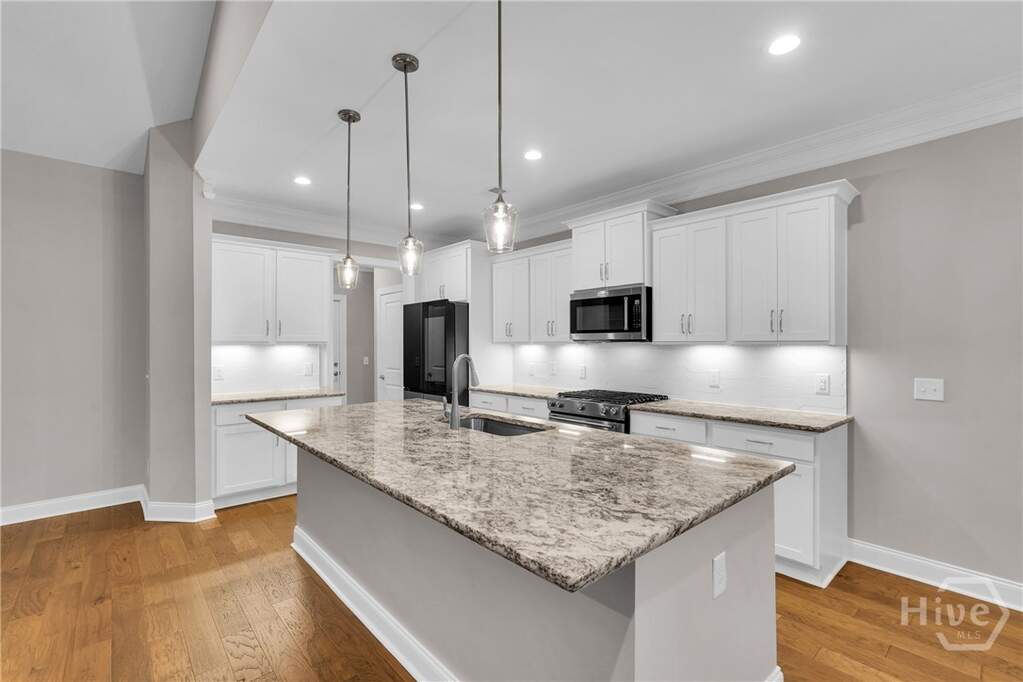 3 Bedroom Single Family Home/House's Image 14
