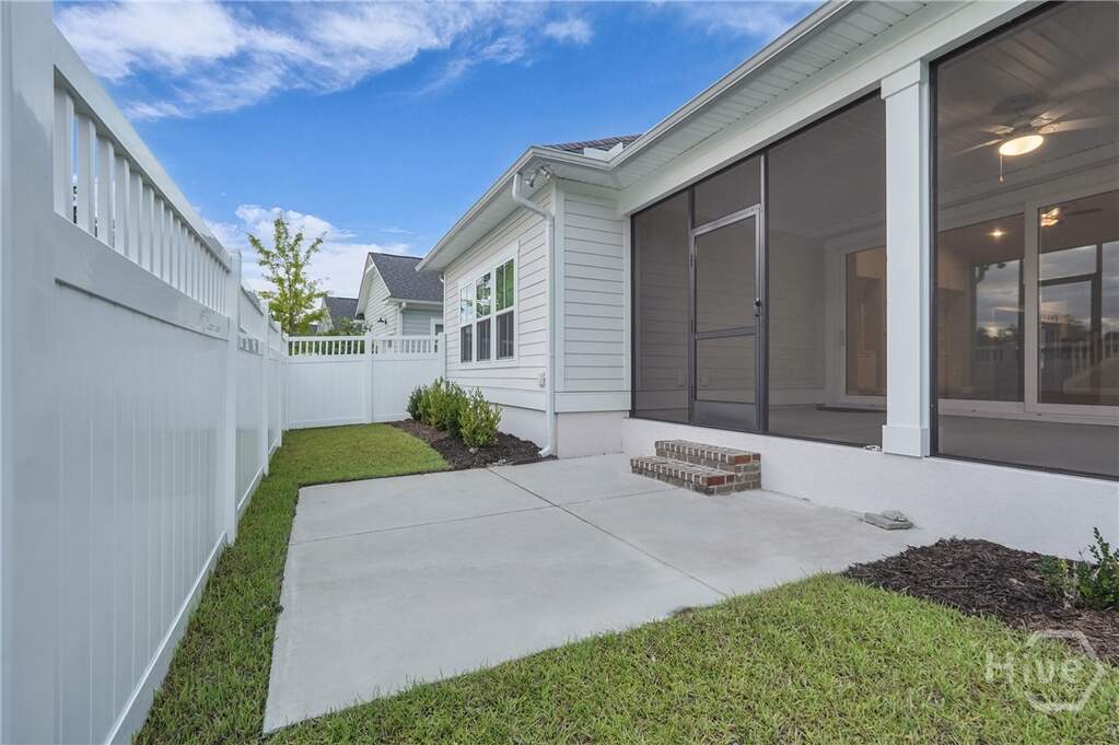 3 Bedroom Single Family Home/House's Image 35