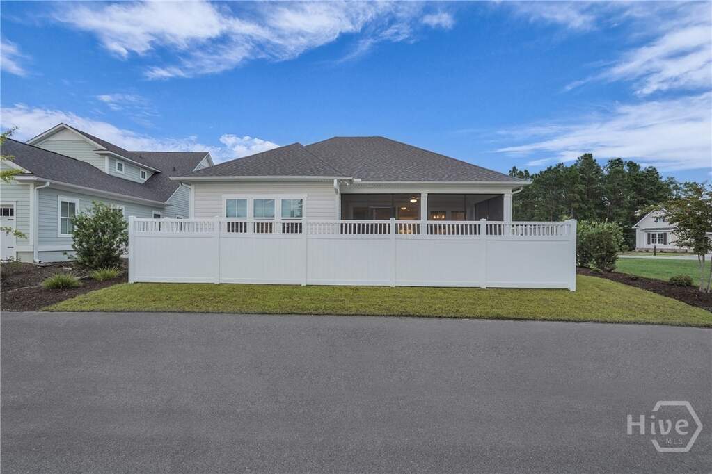 3 Bedroom Single Family Home/House's Image 36