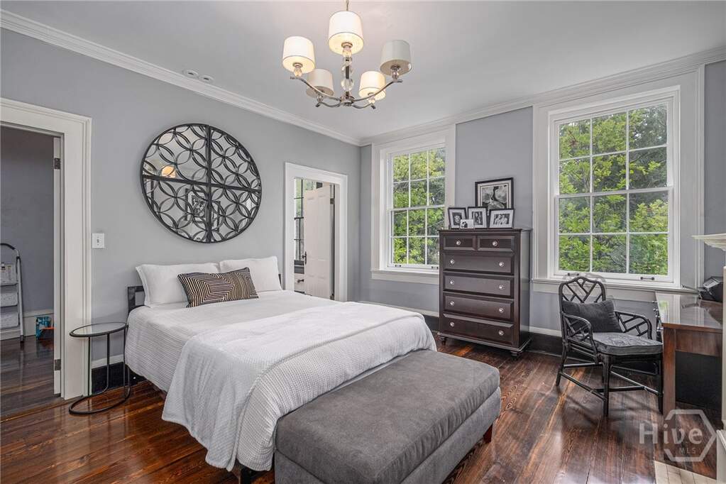 7 Bedroom Villa/Townhouse's Image 28