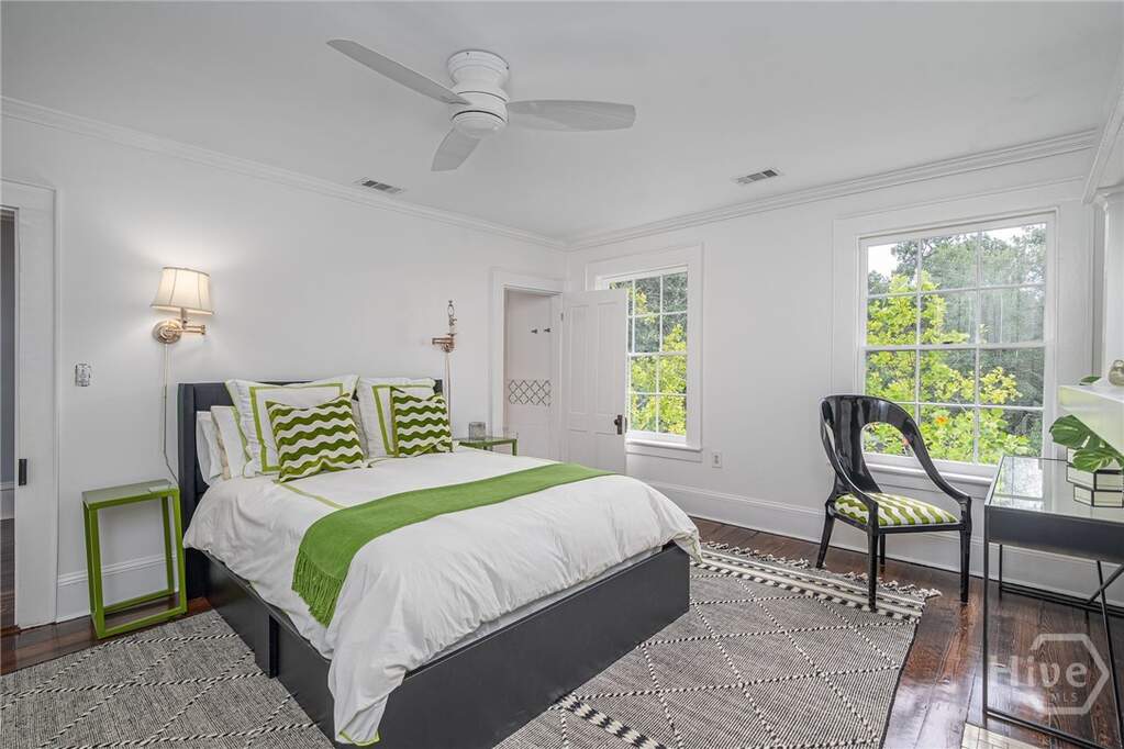 7 Bedroom Villa/Townhouse's Image 44