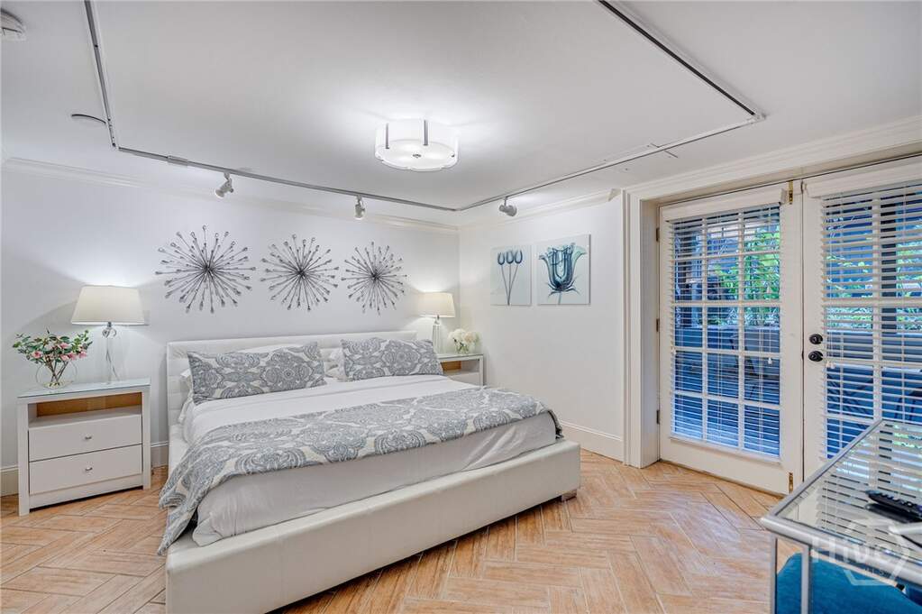 7 Bedroom Villa/Townhouse's Image 51