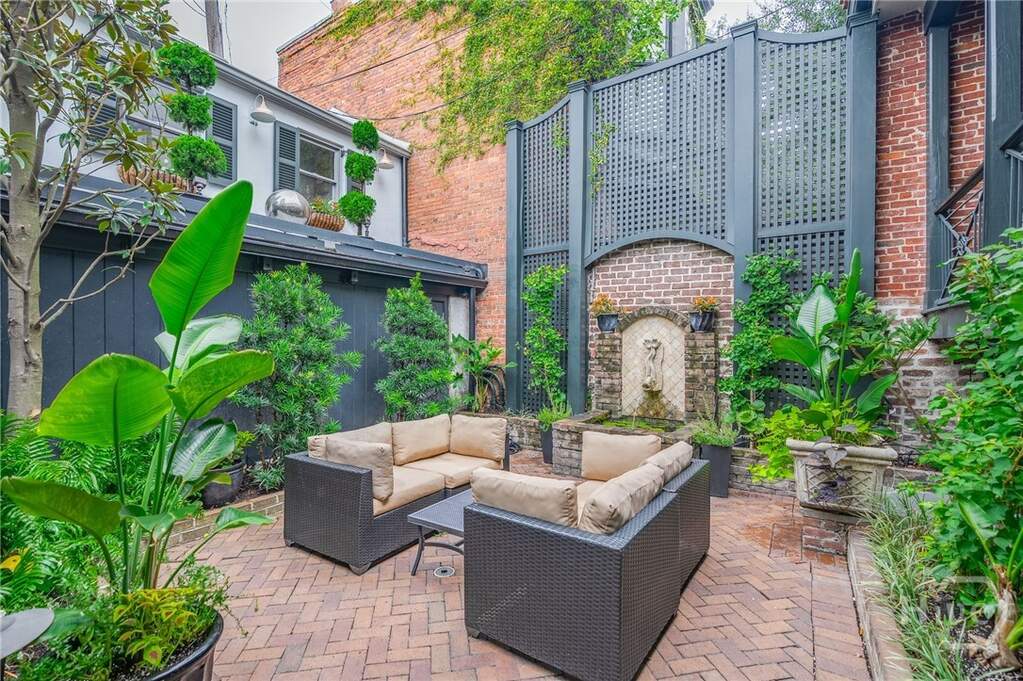 7 Bedroom Villa/Townhouse's Image 58