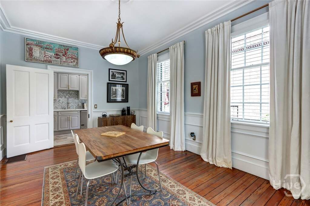 3 Bedroom Villa/Townhouse's Image 13