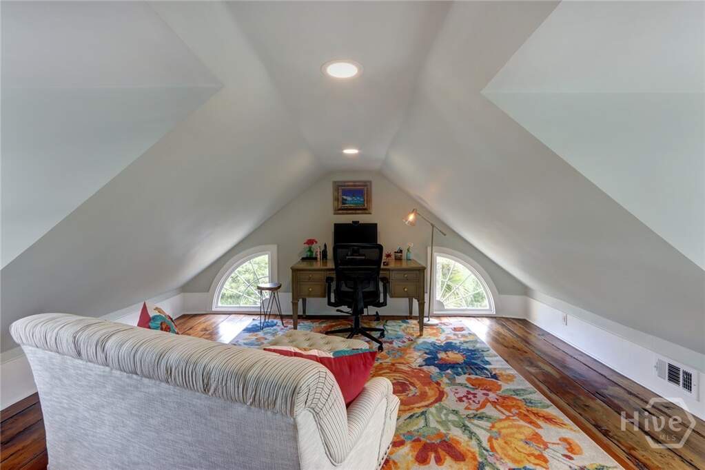 3 Bedroom Villa/Townhouse's Image 28