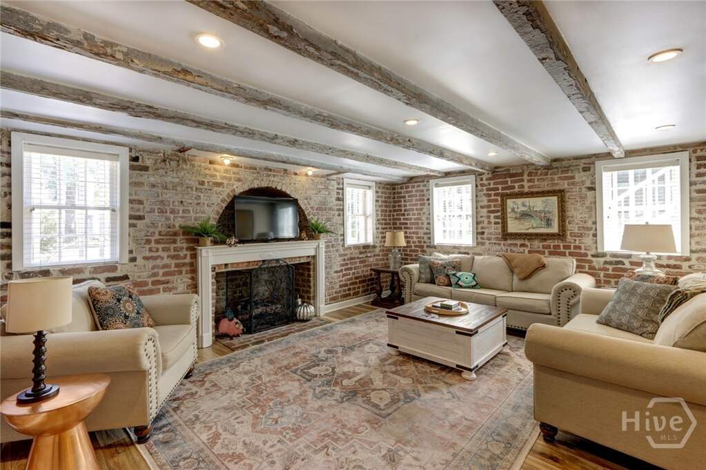 3 Bedroom Villa/Townhouse's Image 32