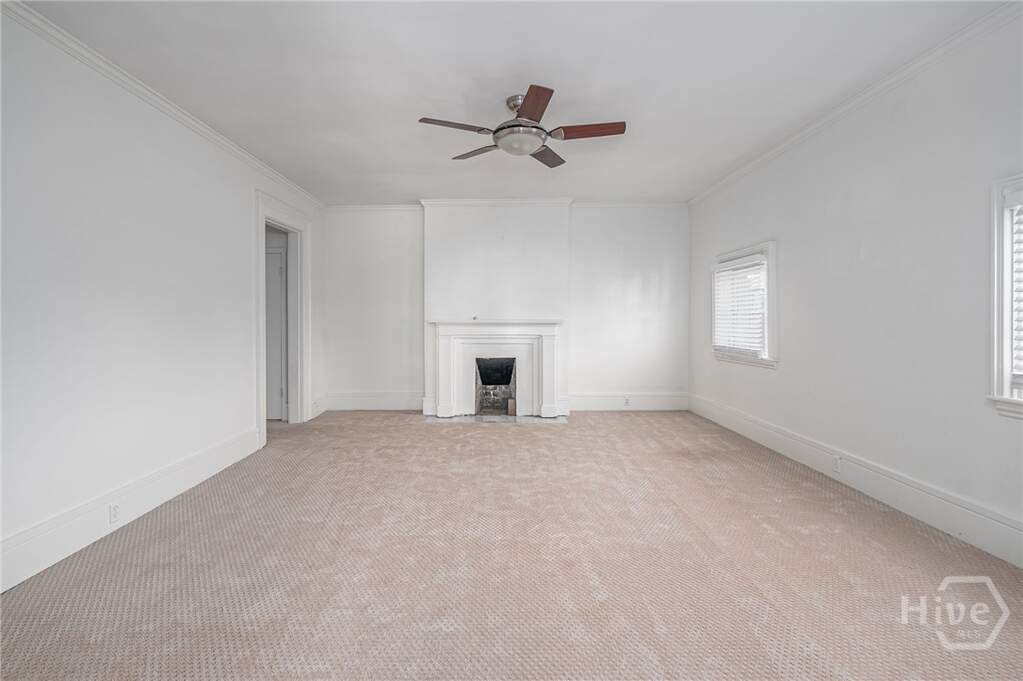 6 Bedroom Villa/Townhouse's Image 34