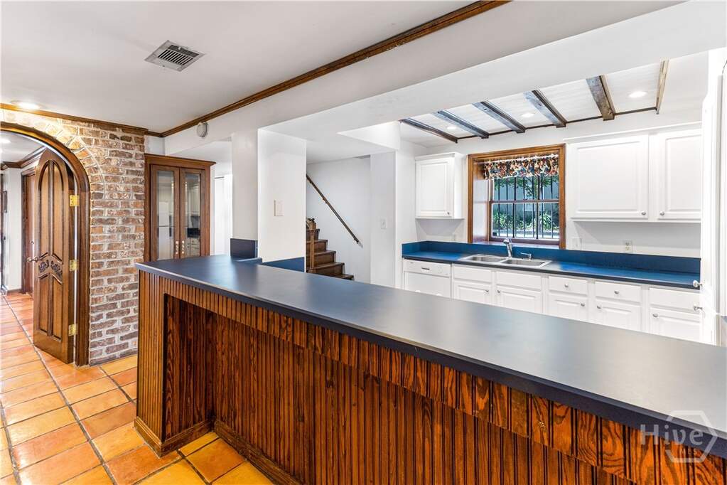 6 Bedroom Villa/Townhouse's Image 59