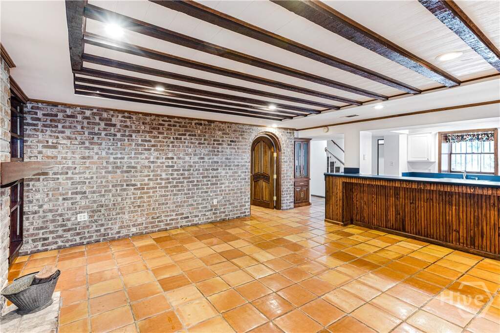 6 Bedroom Villa/Townhouse's Image 61