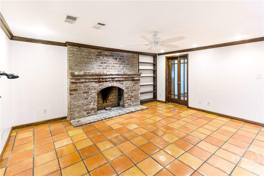 6 Bedroom Villa/Townhouse's Image 65