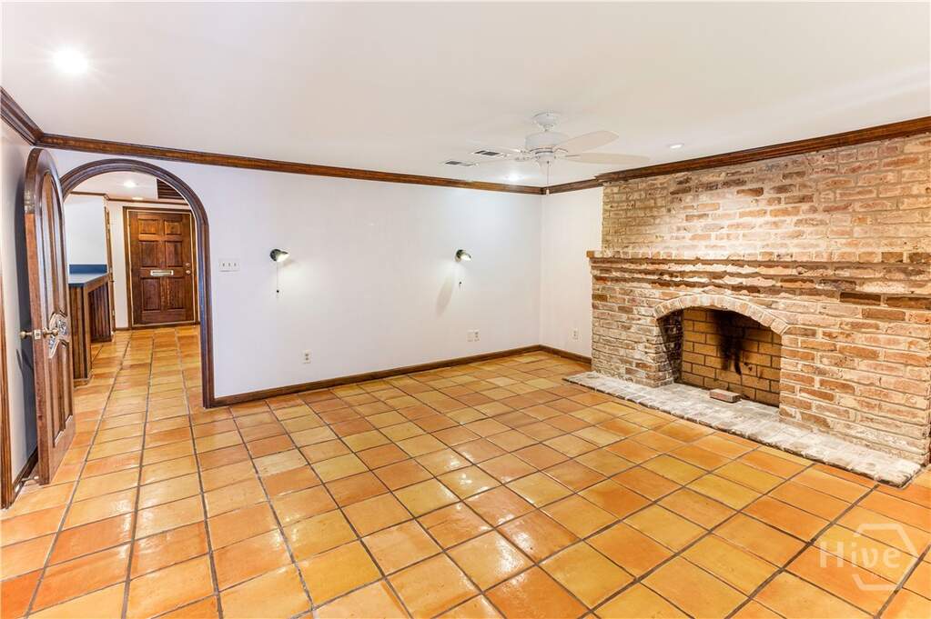 6 Bedroom Villa/Townhouse's Image 67