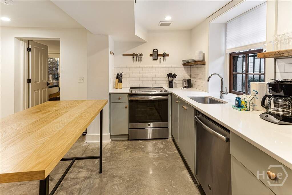 2 Bedroom Apartment/Flat's Image 13