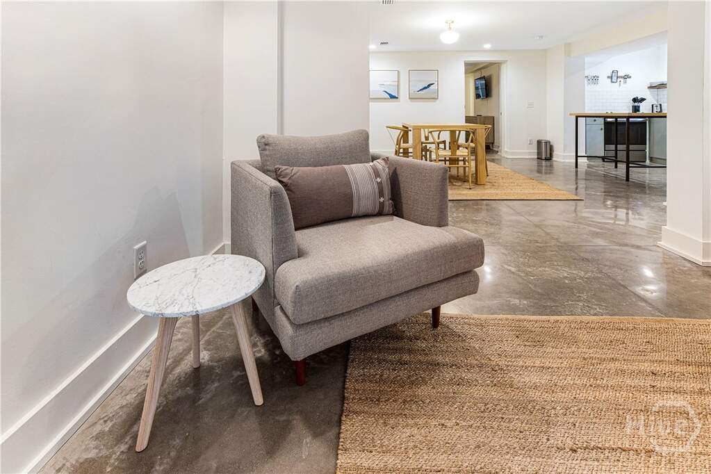2 Bedroom Apartment/Flat's Image 16
