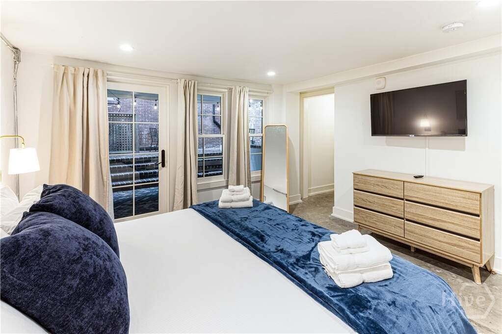 2 Bedroom Apartment/Flat's Image 38