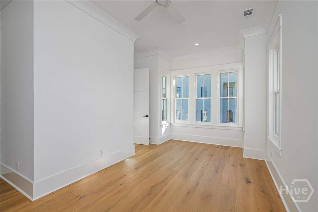 3 Bedroom Villa/Townhouse's Image 19