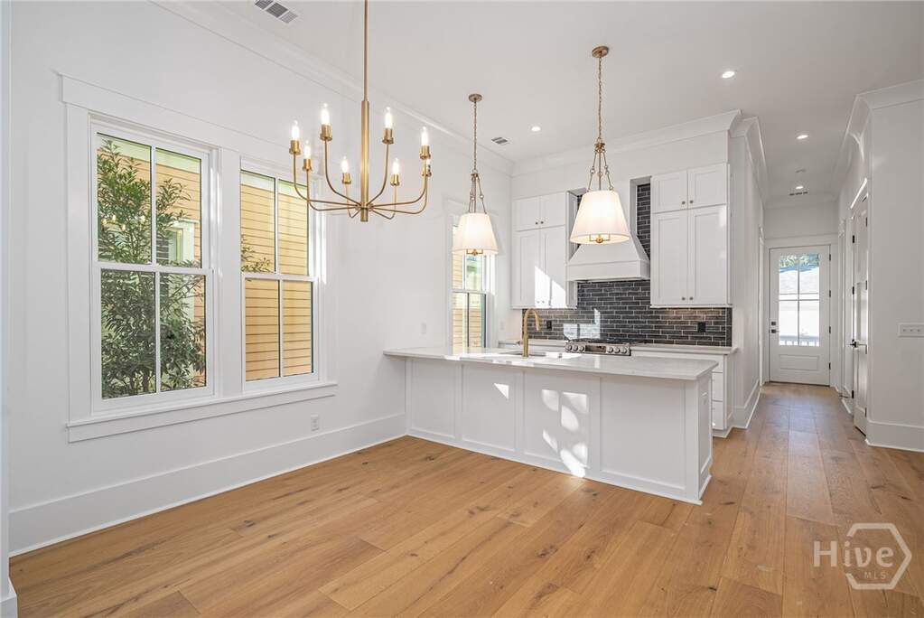 3 Bedroom Villa/Townhouse's Image 3