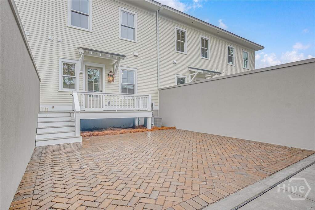 3 Bedroom Villa/Townhouse's Image 24