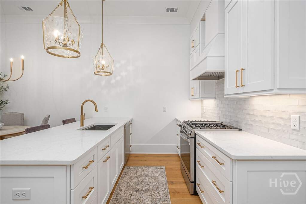 3 Bedroom Villa/Townhouse's Image 6