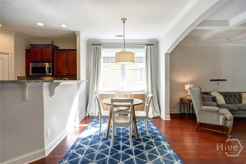 5 Bedroom Single Family Home/House's Image 11