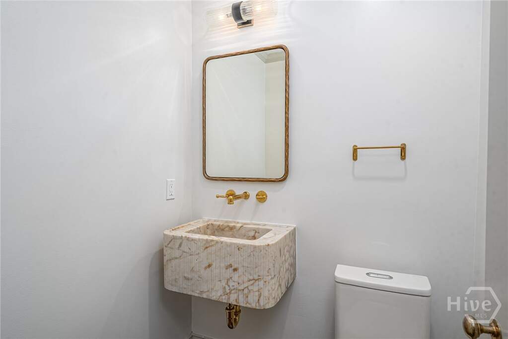 4 Bedroom Villa/Townhouse's Image 12