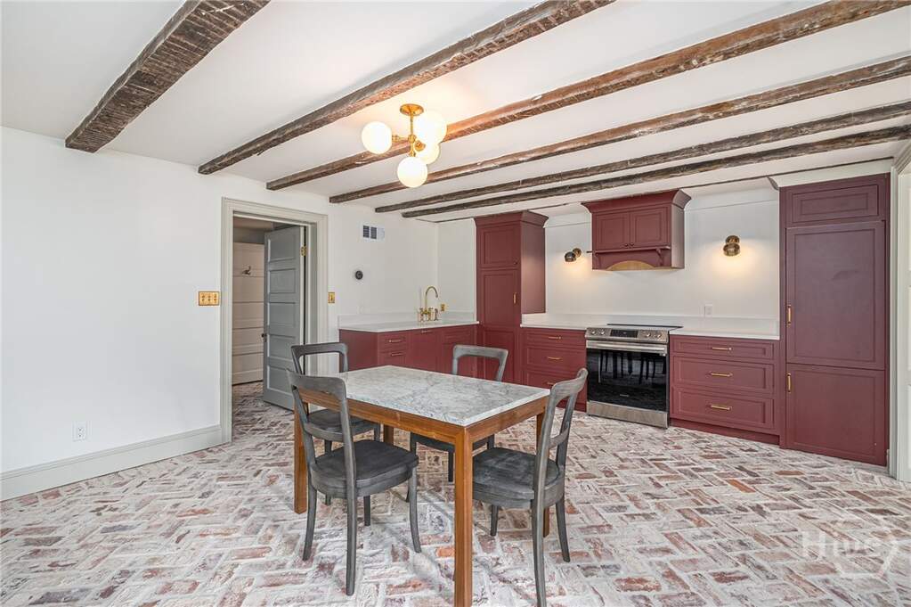 4 Bedroom Villa/Townhouse's Image 34
