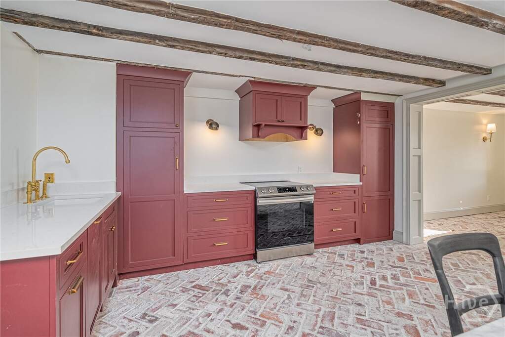 4 Bedroom Villa/Townhouse's Image 35
