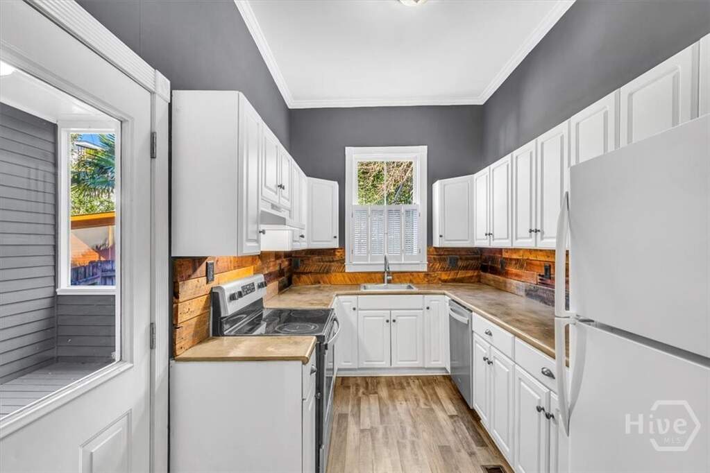 2 Bedroom Single Family Home/House's Image 10