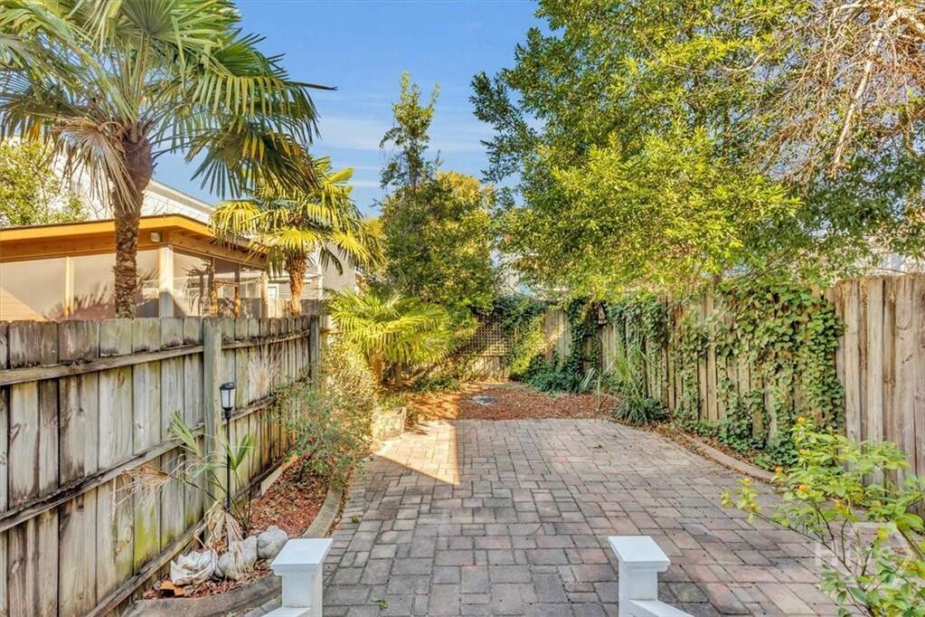 2 Bedroom Single Family Home/House's Image 25