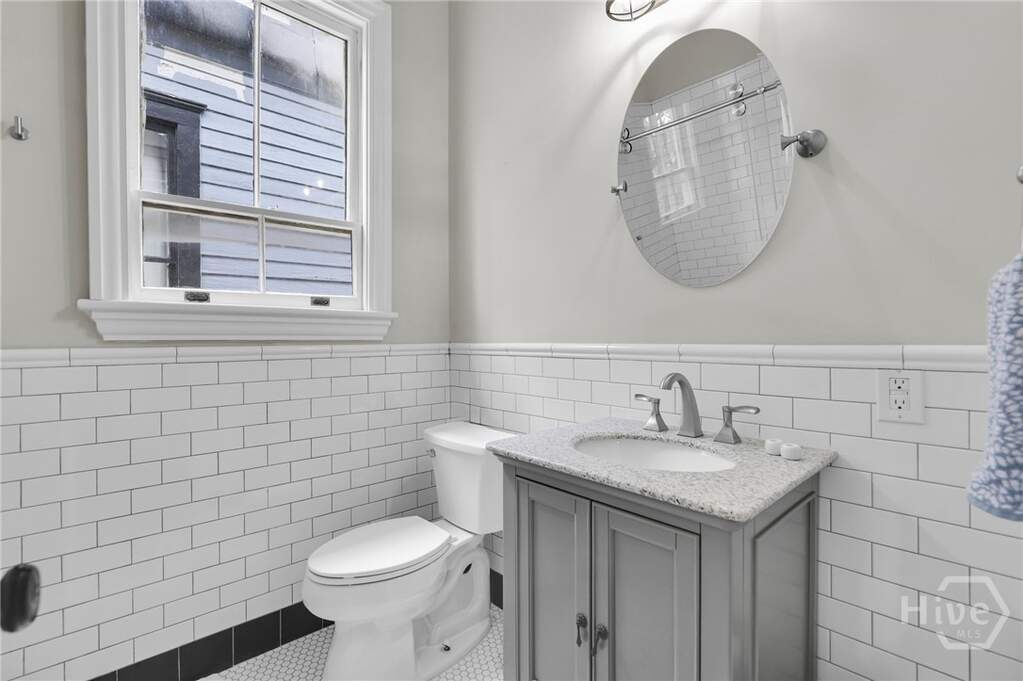 3 Bedroom Single Family Home/House's Image 28