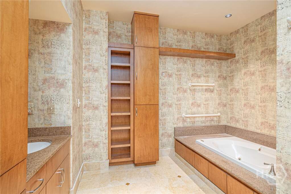 3 Bedroom Apartment/Flat's Image 45