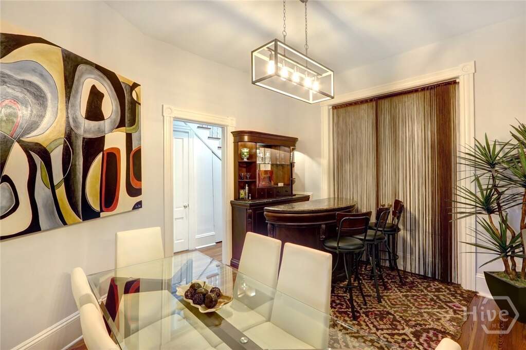 4 Bedroom Villa/Townhouse's Image 16