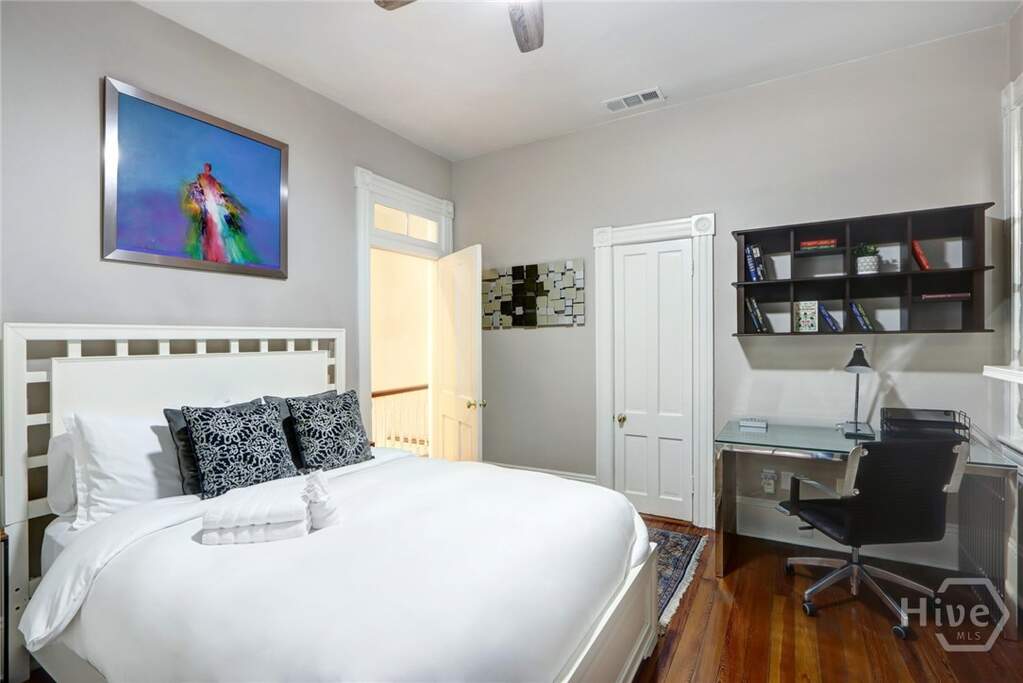 4 Bedroom Villa/Townhouse's Image 34