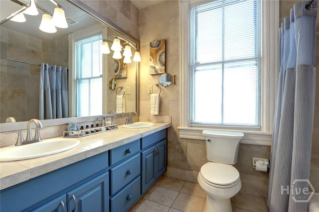 4 Bedroom Villa/Townhouse's Image 40