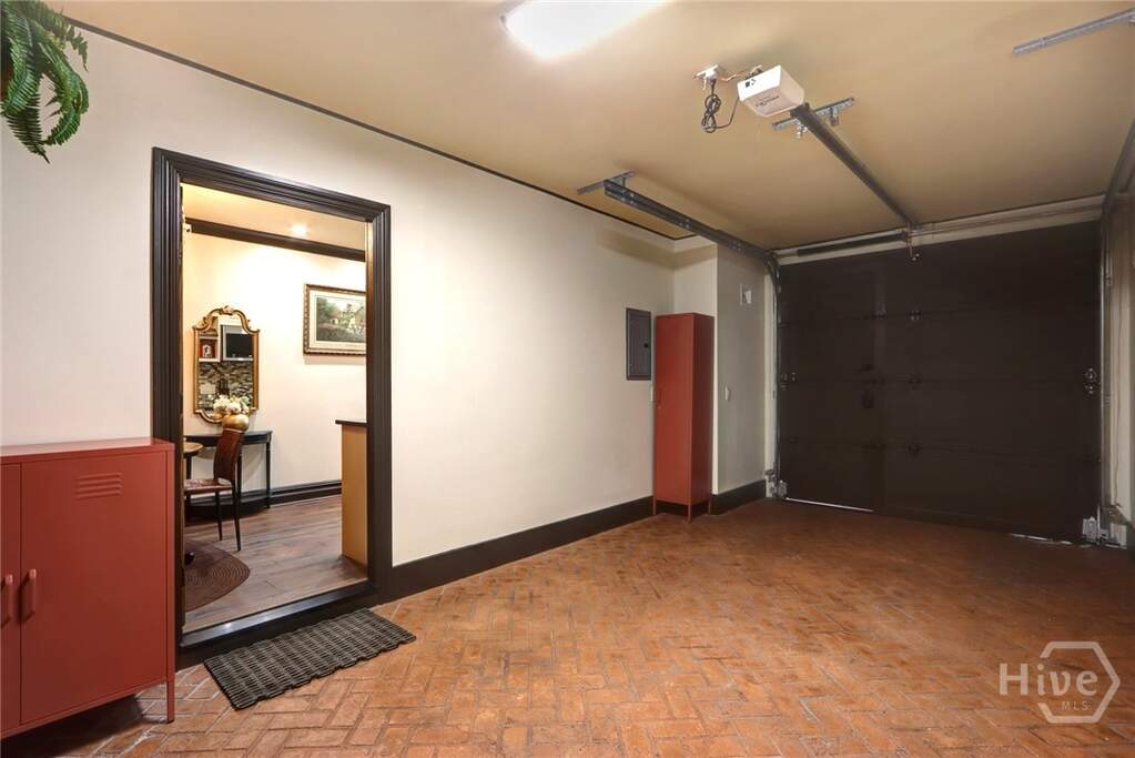 4 Bedroom Villa/Townhouse's Image 51