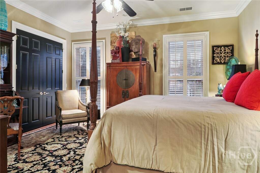 4 Bedroom Villa/Townhouse's Image 12