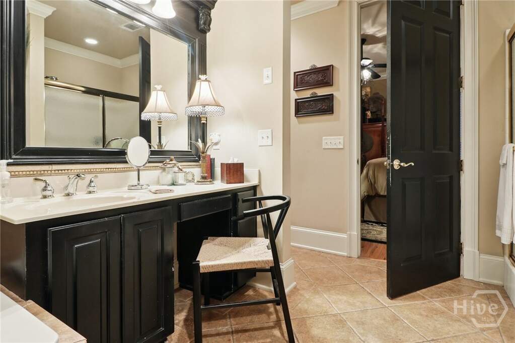 4 Bedroom Villa/Townhouse's Image 15