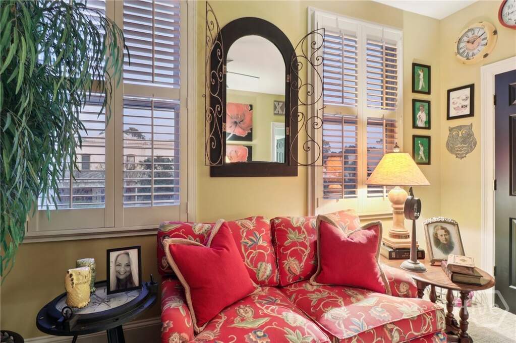 4 Bedroom Villa/Townhouse's Image 18