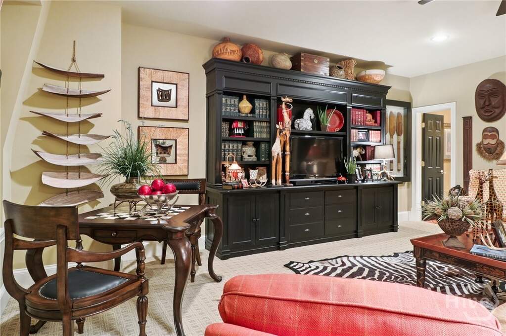 4 Bedroom Villa/Townhouse's Image 21