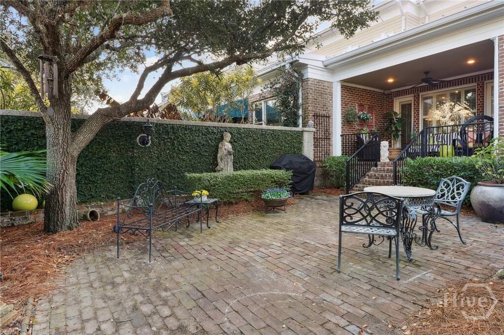 4 Bedroom Villa/Townhouse's Image 31