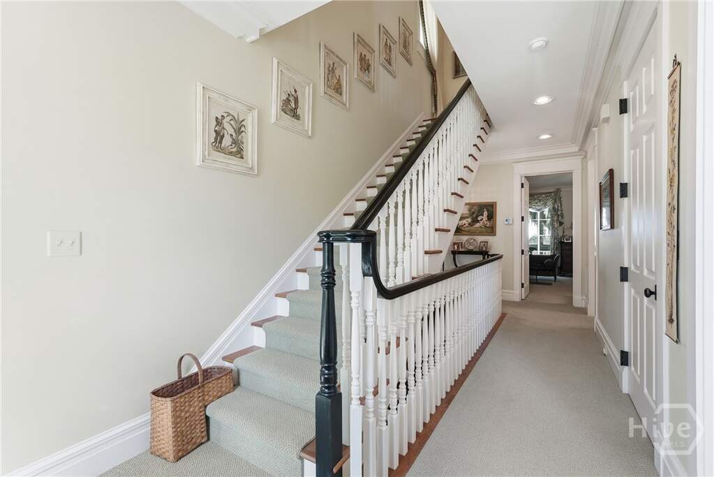 4 Bedroom Single Family Home/House's Image 15