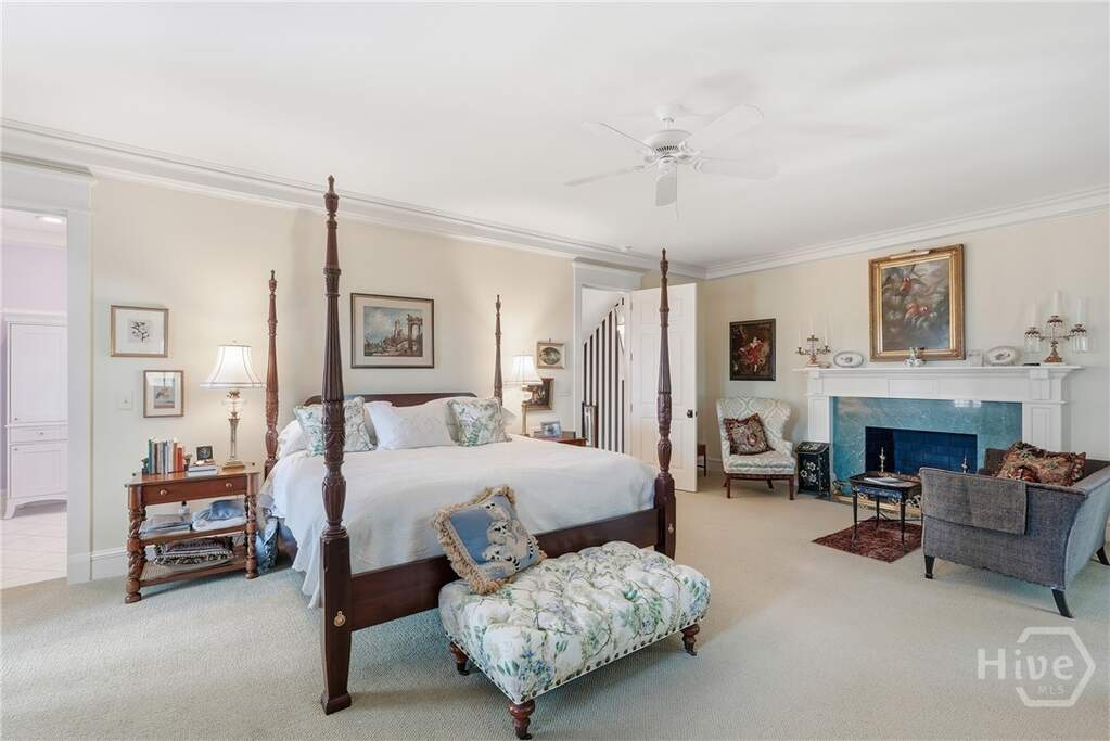 4 Bedroom Single Family Home/House's Image 18