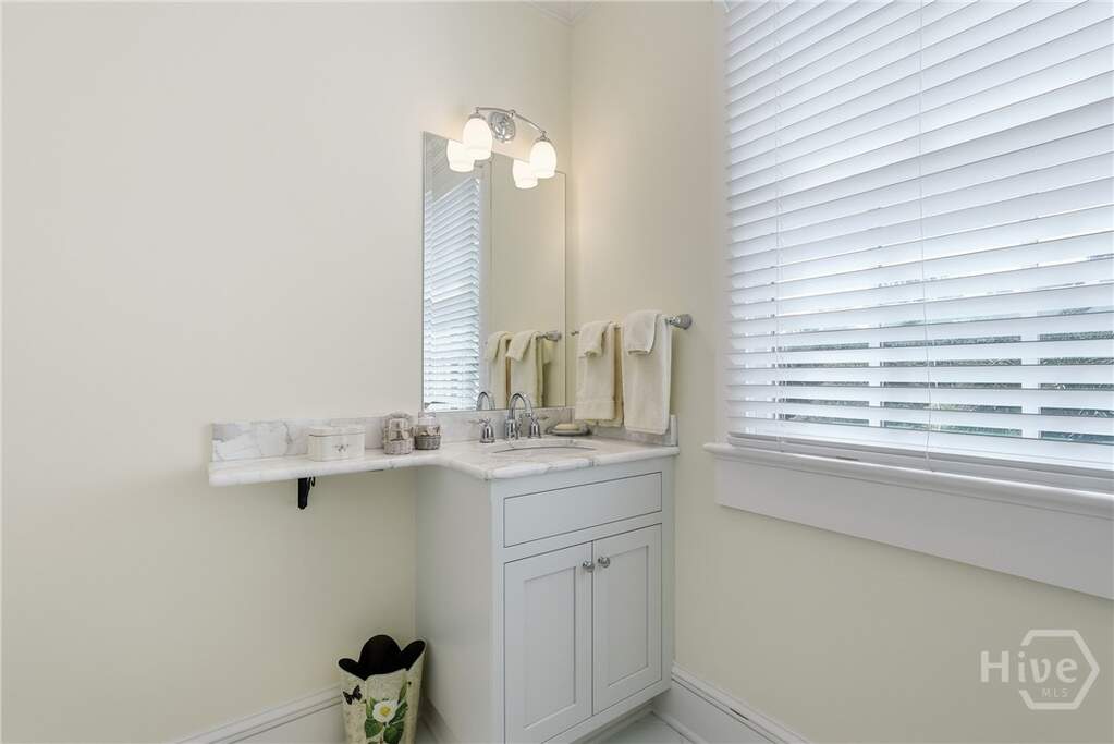 4 Bedroom Single Family Home/House's Image 29