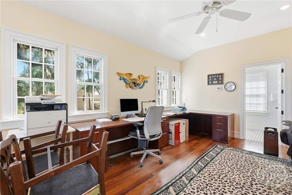 4 Bedroom Single Family Home/House's Image 33