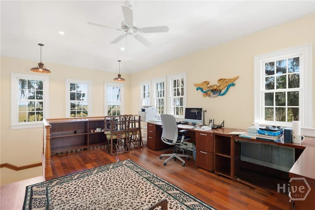 4 Bedroom Single Family Home/House's Image 34