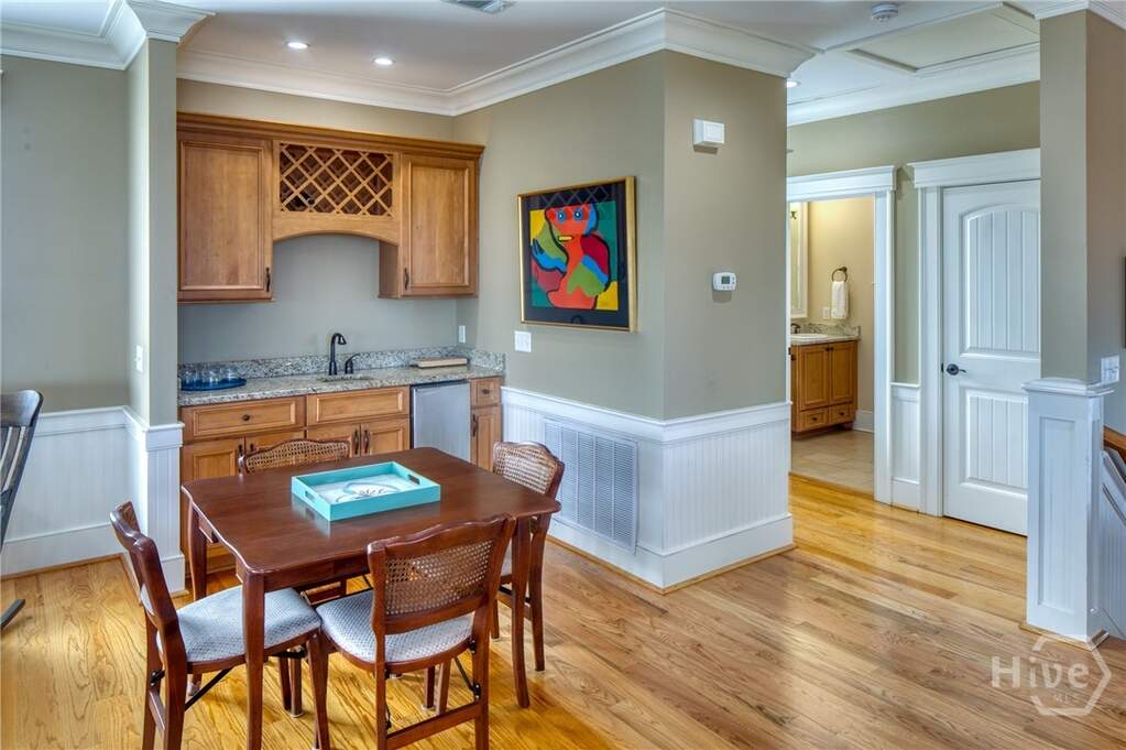 5 Bedroom Single Family Home/House's Image 26